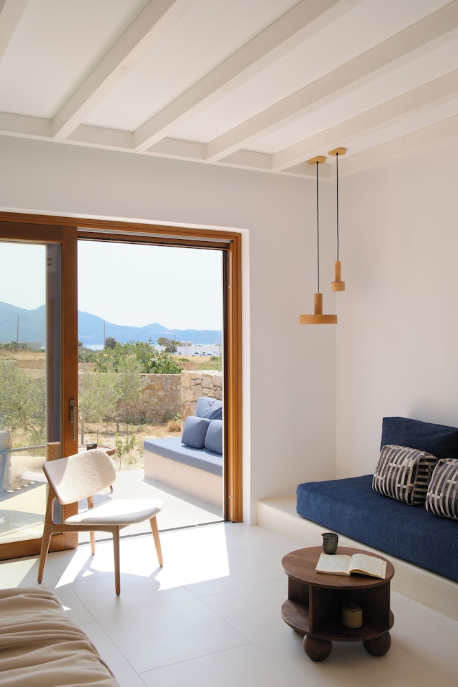 Suite with Garden View - Ground Floor - Spora