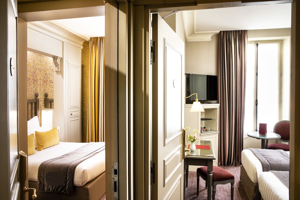 Quadruple Room, 2 Bedrooms photo 1