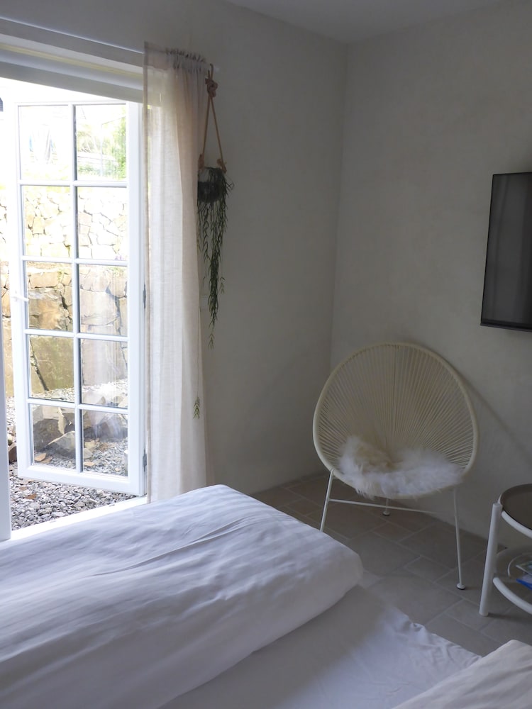 Deluxe Double Room, Private Bathroom photo 1