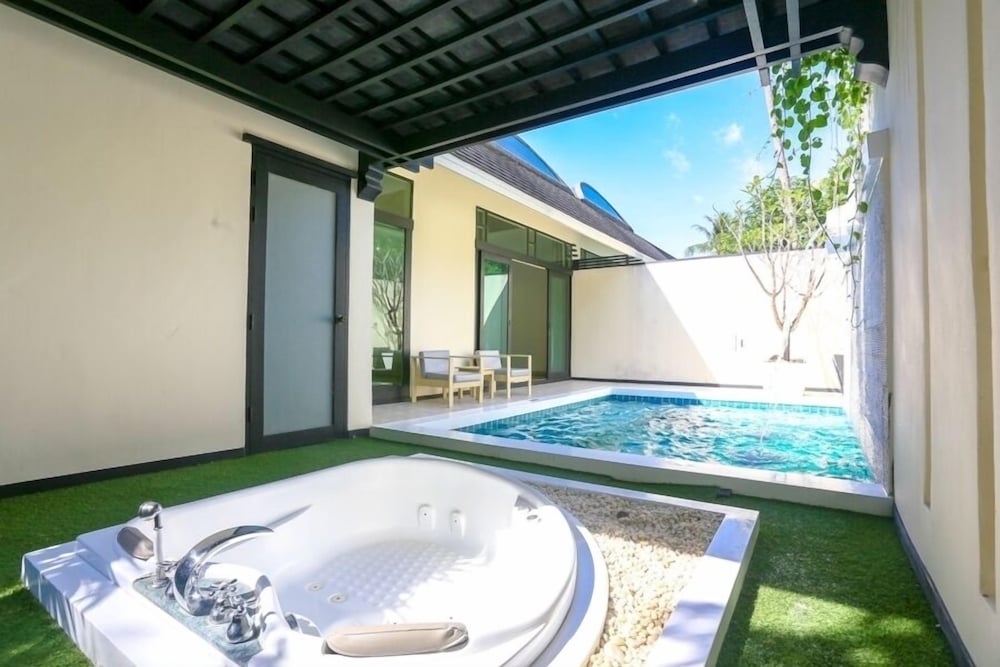 Villa, 1 King Bed, Terrace (Plunge pool) - Photo 6