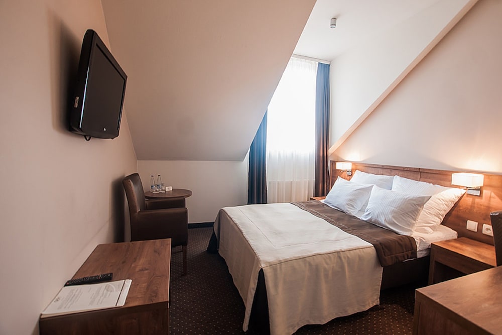 Double or Twin Room photo 2