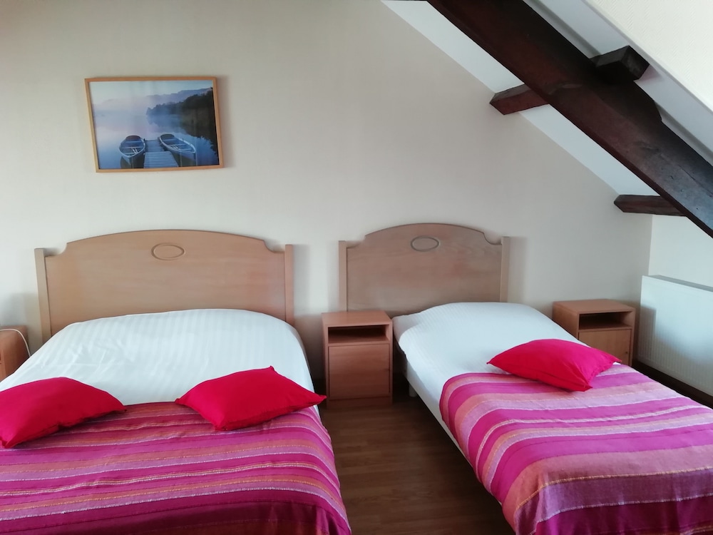 Comfort Room, 1 Bedroom, River View photo 1