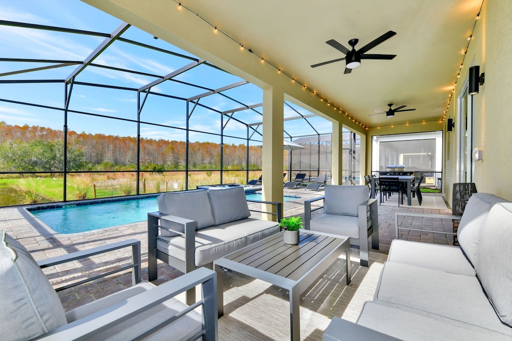 Upstay - Lakeview Mansion w Pool Spa and Cinema, Kuva 12