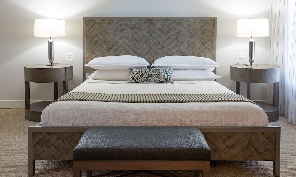 Suite, Ground Floor - Photo 1