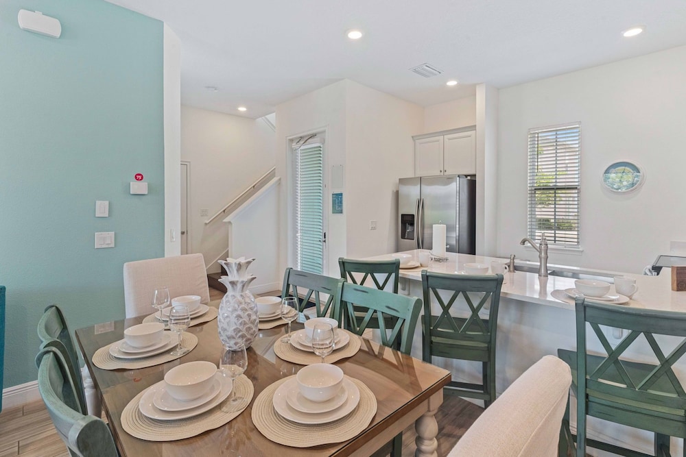 House (4 Bedrooms) - Photo 7