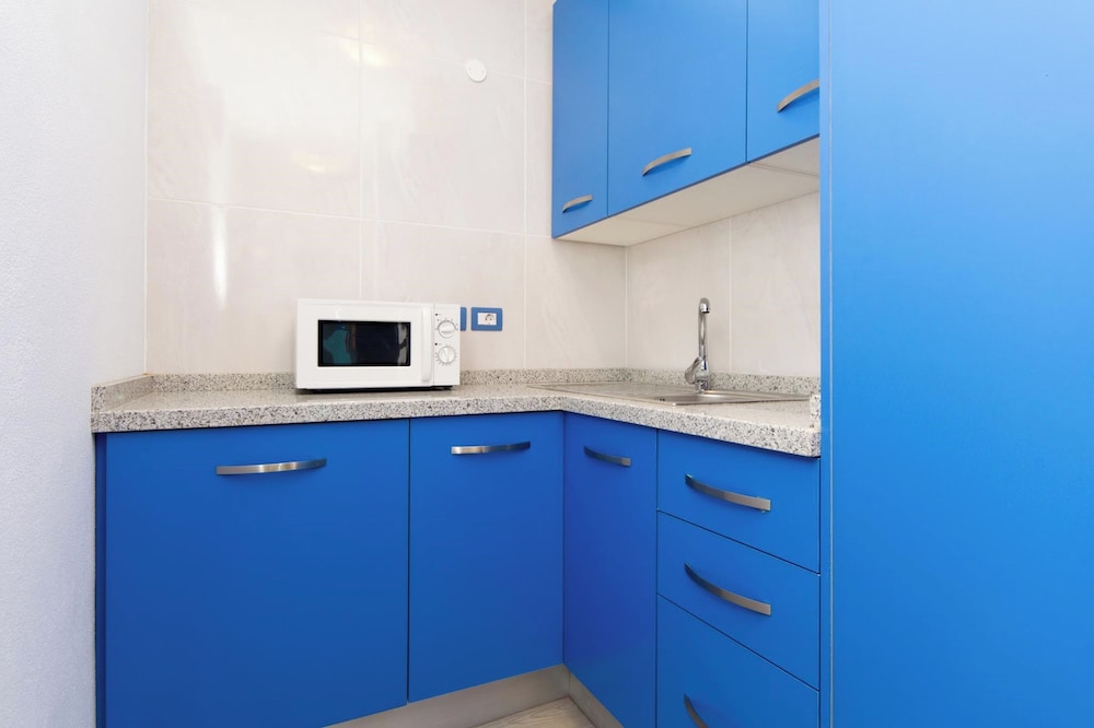 Basic Room, Shared Bathroom (Riva A1) photo 3