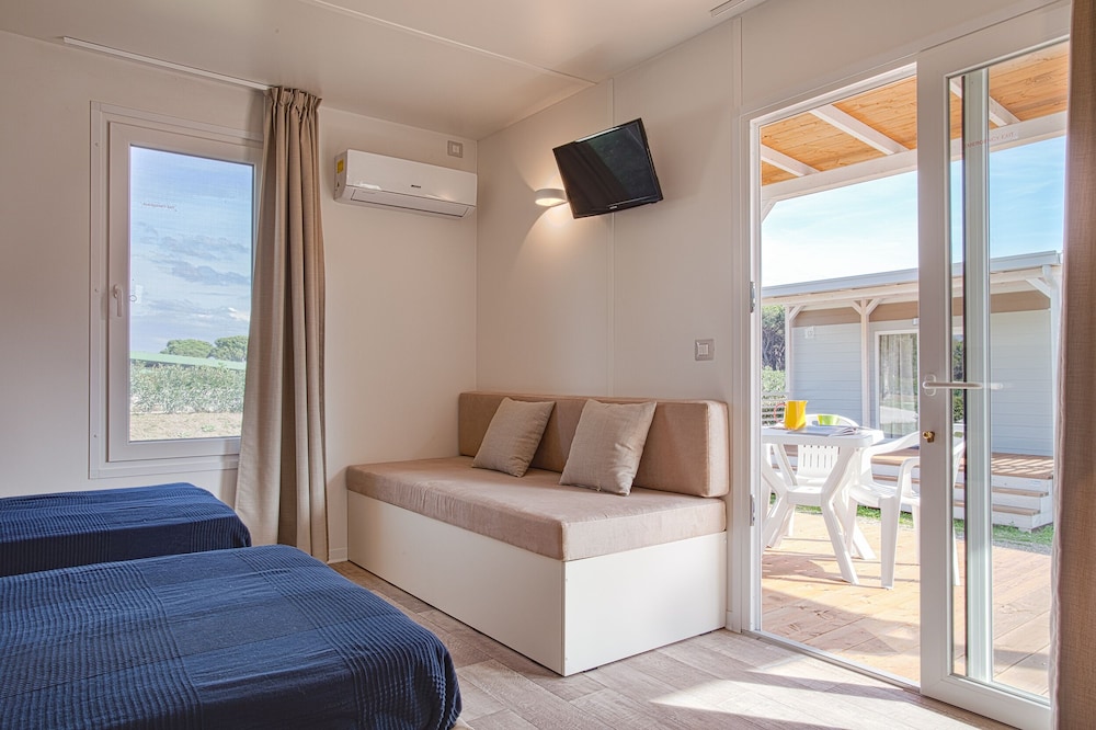 Comfort Mobile Home, 1 Bedroom photo 2