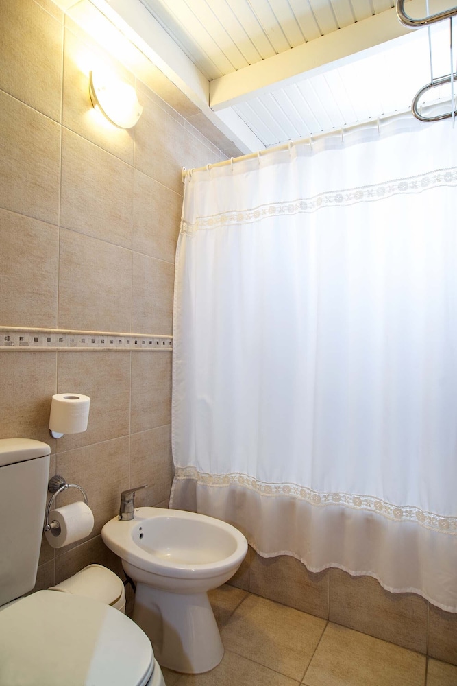 Apartment (Horizontal) photo 3