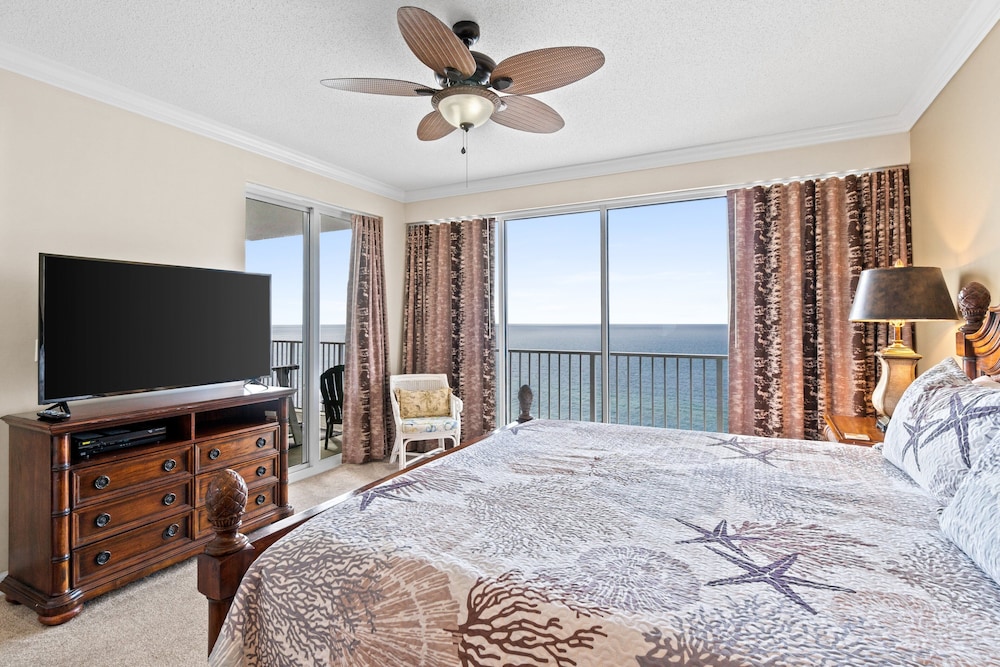 Condo, 2 Bedrooms, Balcony, Ocean View (2102)