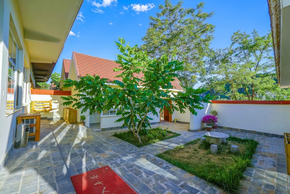 Superior House photo 2