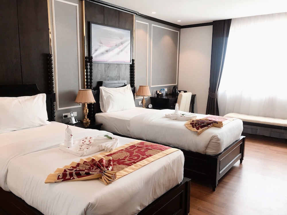 Superior Twin Room, 2 Twin Beds, City View