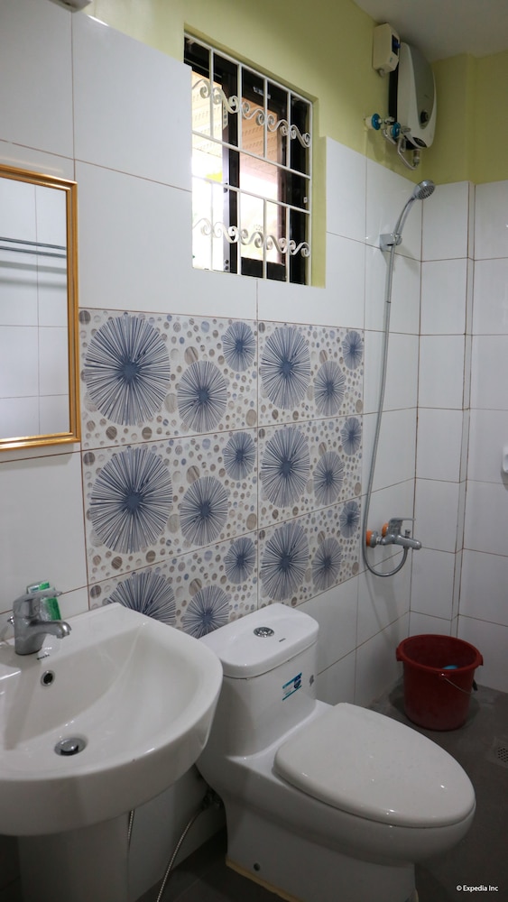 Room with 2 Queen Beds photo 2