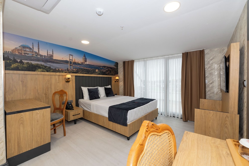 Standard Double or Twin Room photo 2