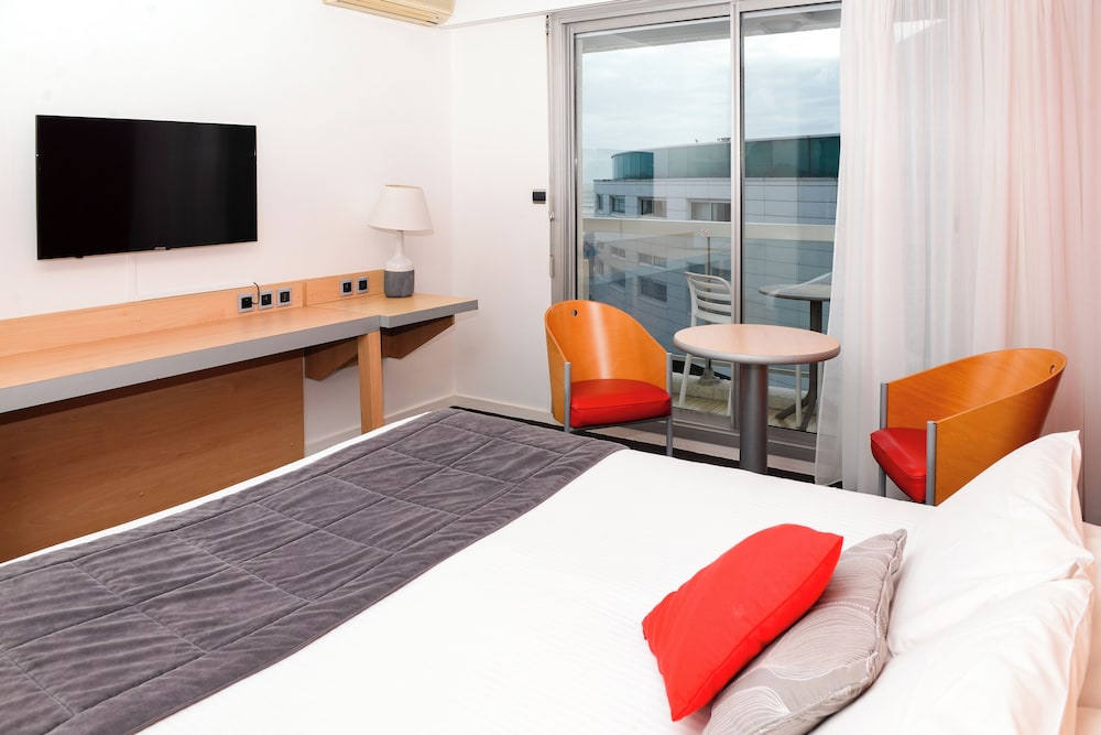 Superior Room with Balcony
