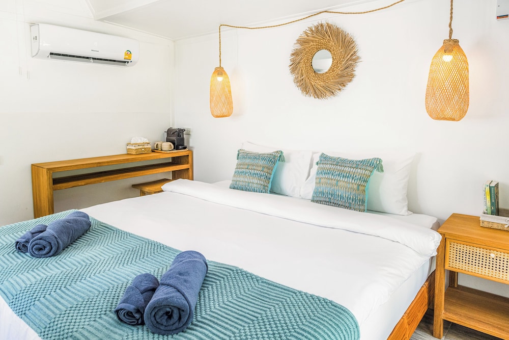 Deluxe Mountain View Room - Photo 1