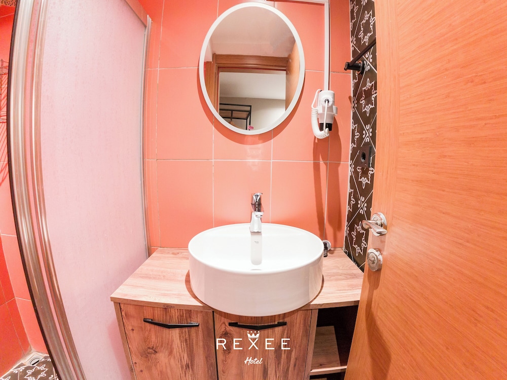 Deluxe Single Room photo 3
