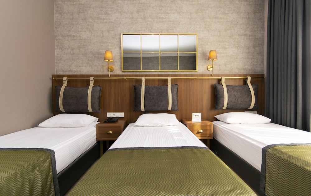 Standard Triple Room - Photo 13