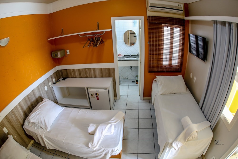 Standard Triple Room - Photo 7