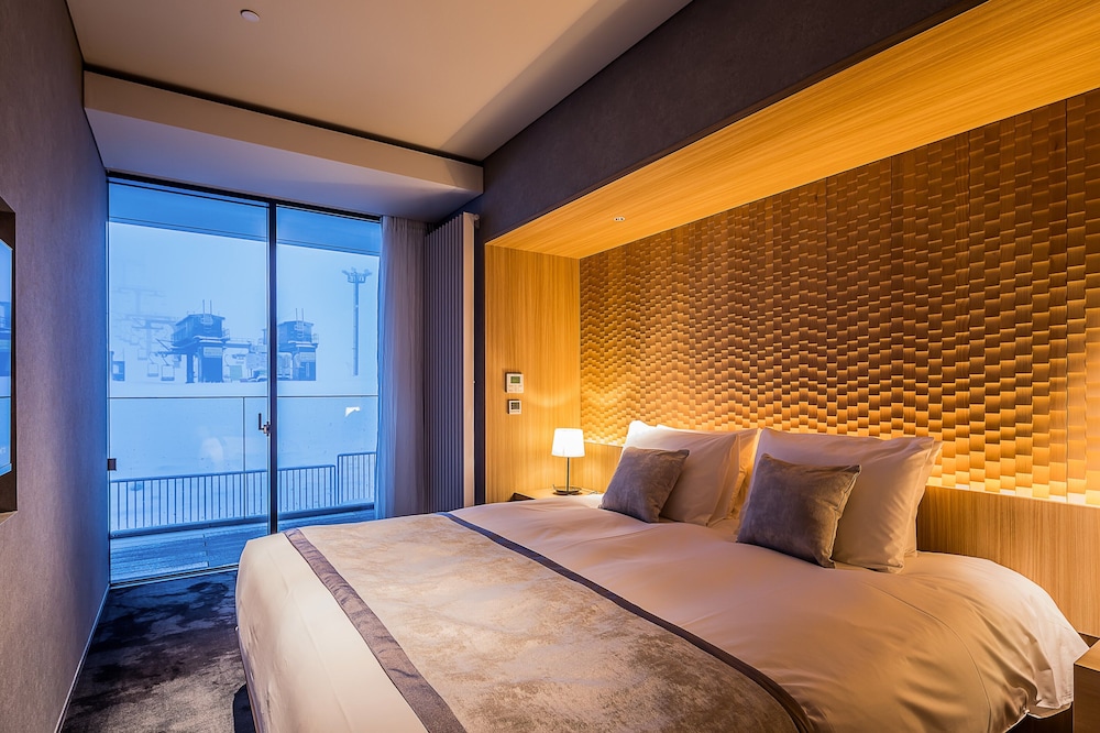 King Suite Annupuri View, Non Smoking photo 2