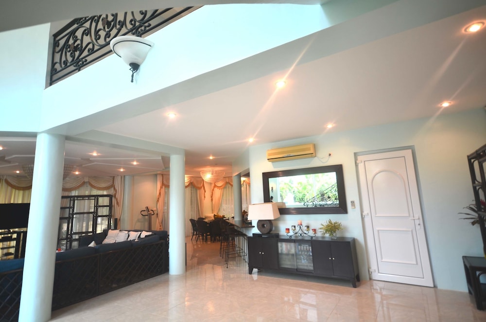 Villa, 3 Bedrooms photo 2