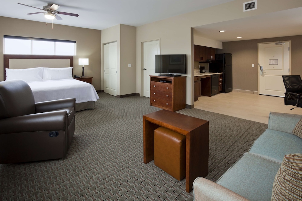 Studio, 1 King Bed, Accessible (Hearing)