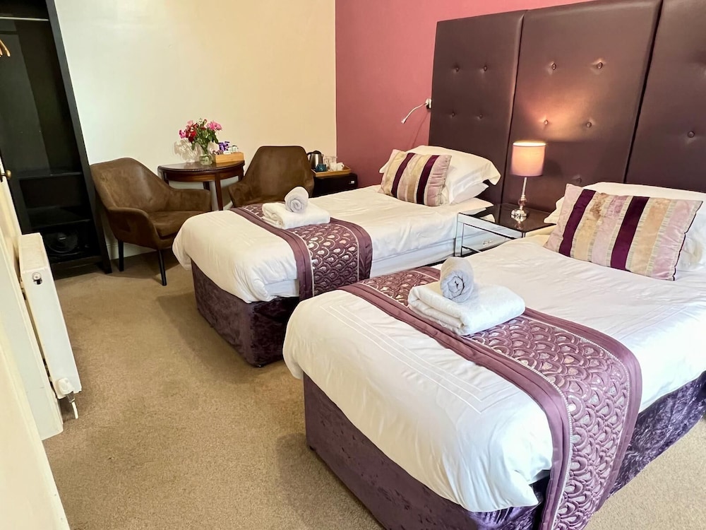Twin Room, Ensuite - Photo 8