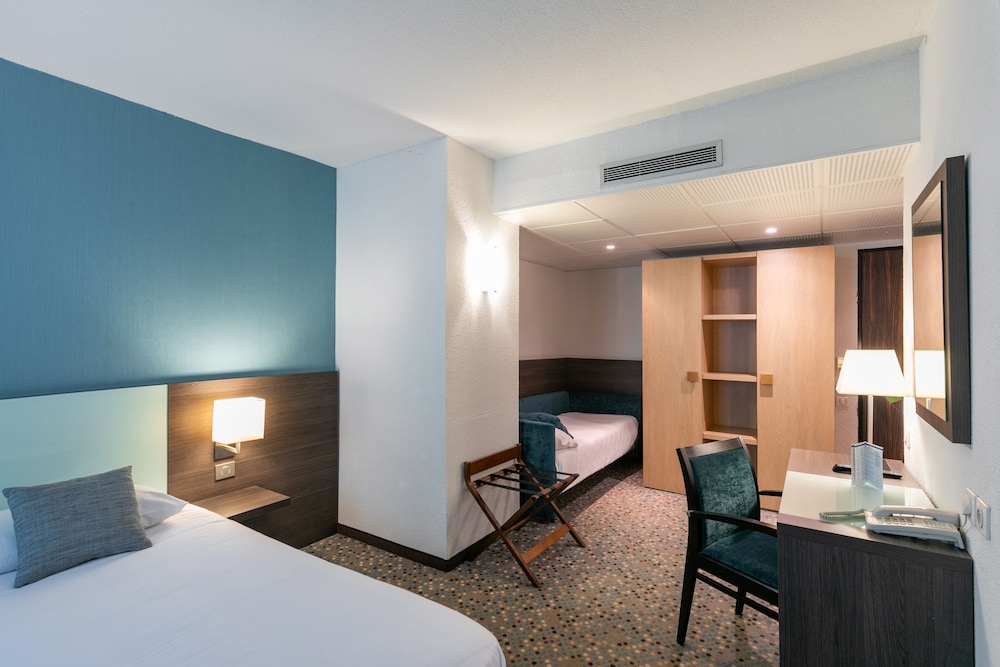 Triple Room - Photo 6