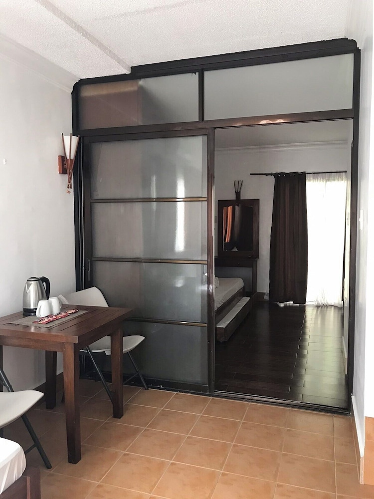 Apartment with Loft - Photo 10