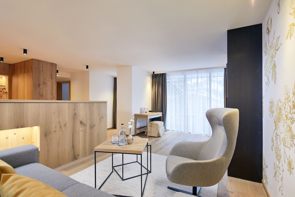 Penthouse SPA Suite HOCHKOENIGIN photo 2