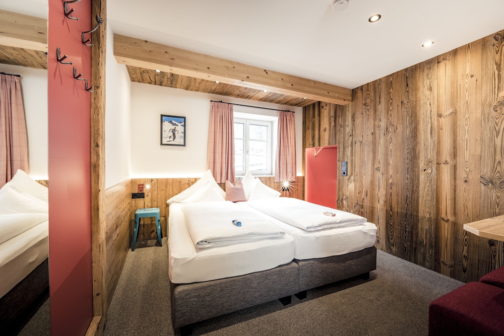Design Double Room, Private Bathroom