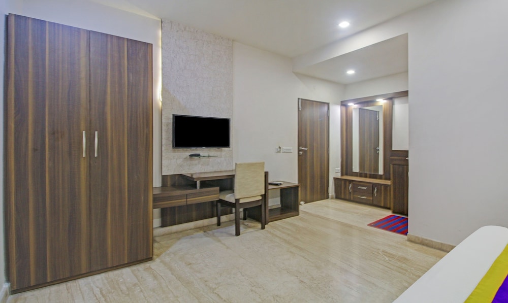 Standard Room - For Indian National Only - Photo 5