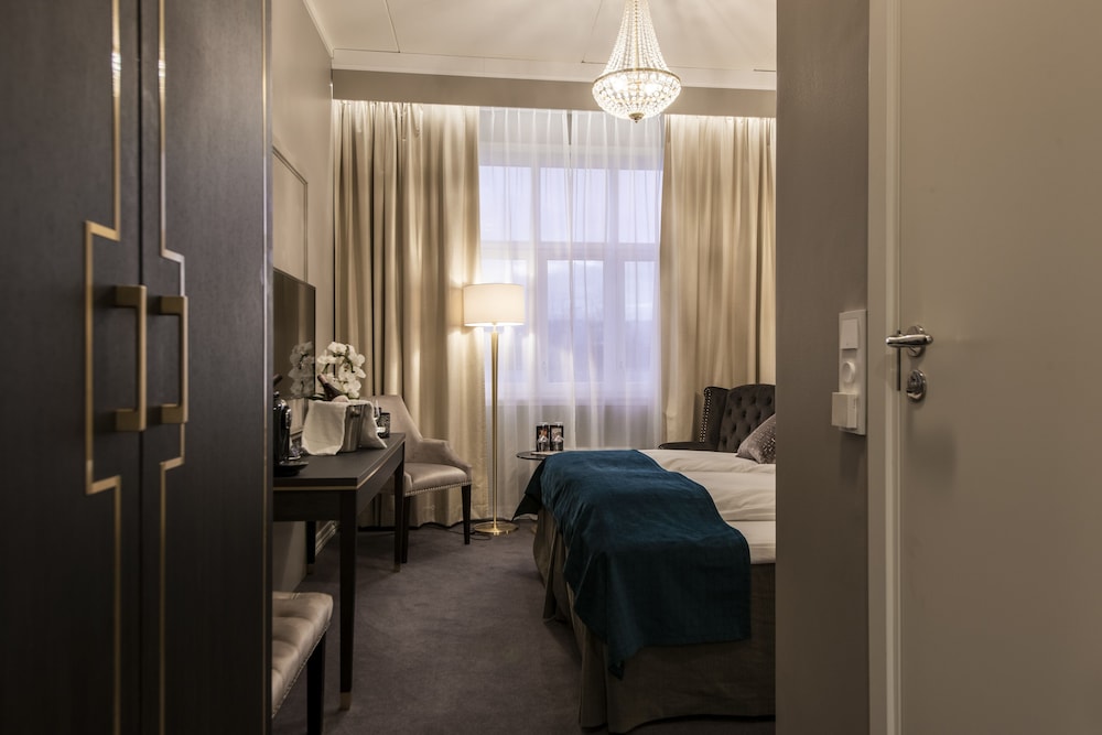 Superior Room, 2 Twin Beds, Non Smoking - Photo 4