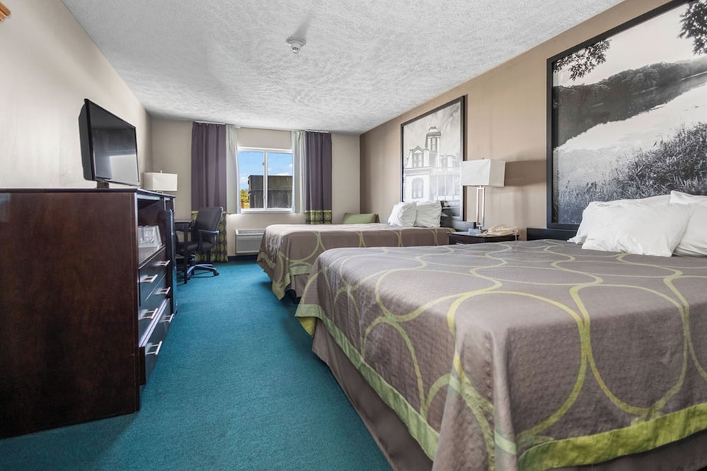 Room, 2 Queen Beds, Non Smoking photo 3