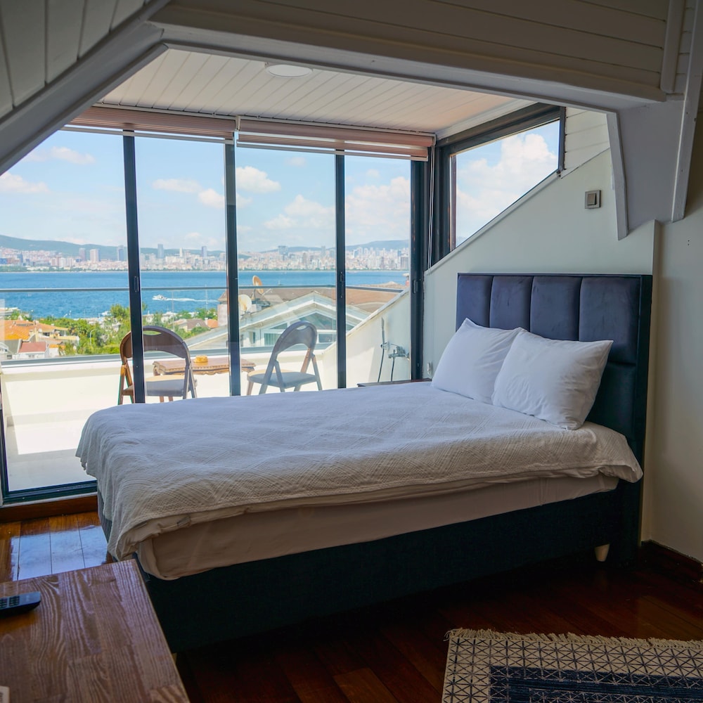 Panoramic Suite, Sea View photo 2