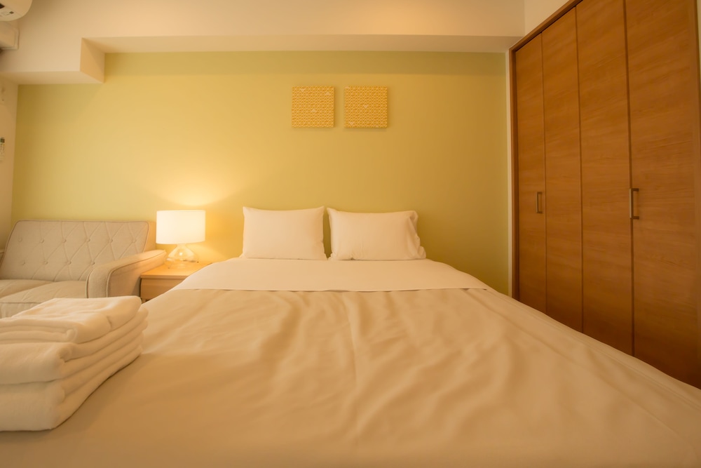 Double Room, Non Smoking - Photo 10