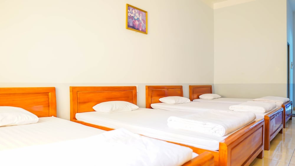 Family Quadruple Room - Photo 1