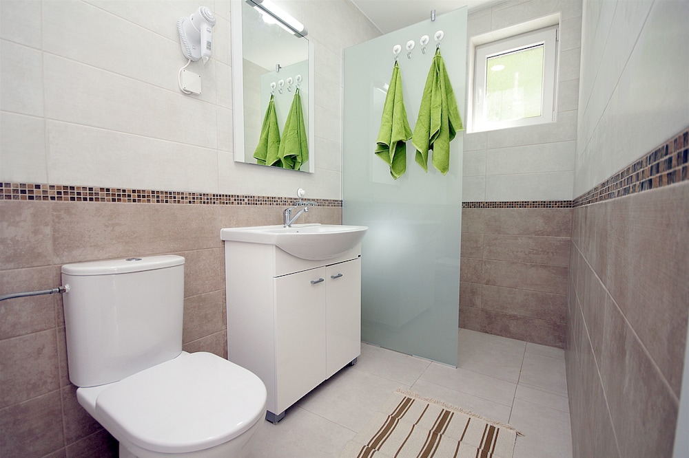 Apartment (A6) photo 2