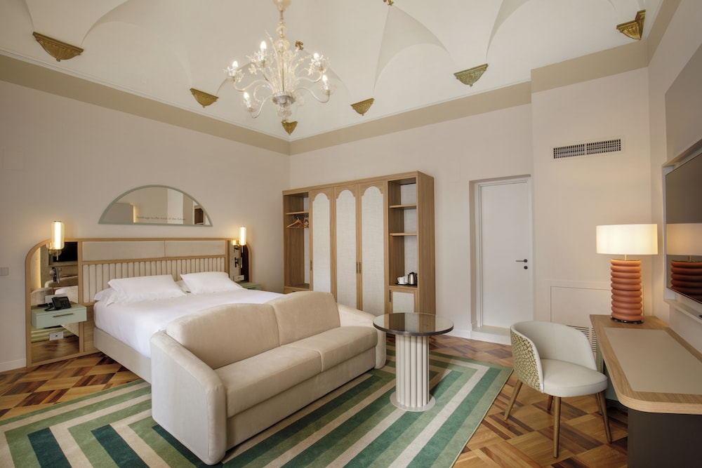 Junior Suite, 1 King Bed