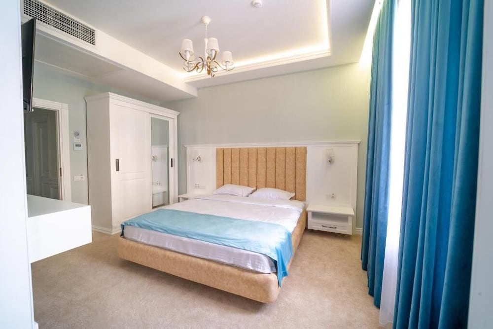 Luxury Studio Suite photo 1