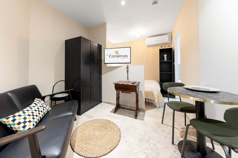 Classic Room - Photo 6