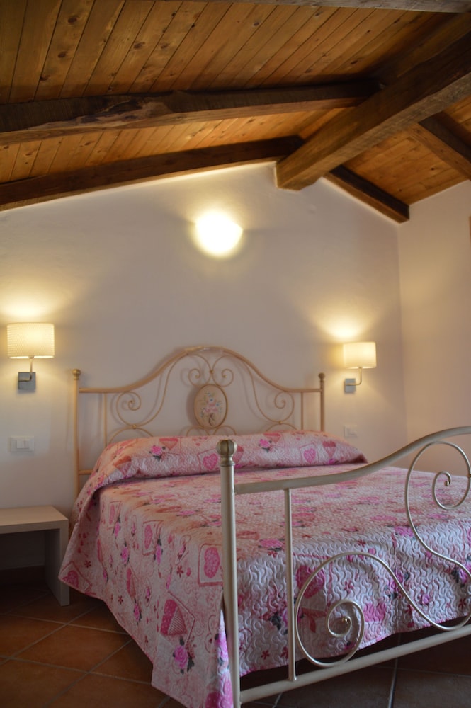 Romantic Double Room, Refrigerator photo 3