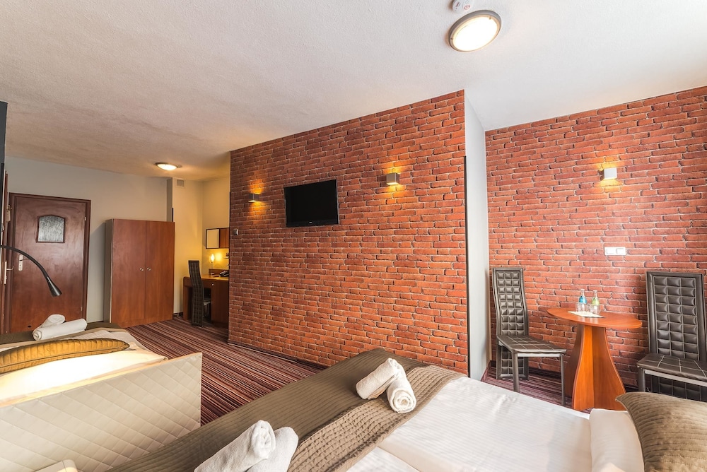 Triple Room - Photo 14
