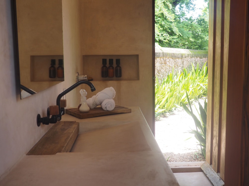 Comfort Double Room, Courtyard View photo 3