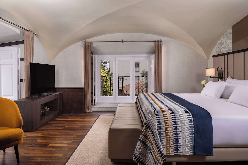 Junior Suite (Extra Bed 3 Ad with View)