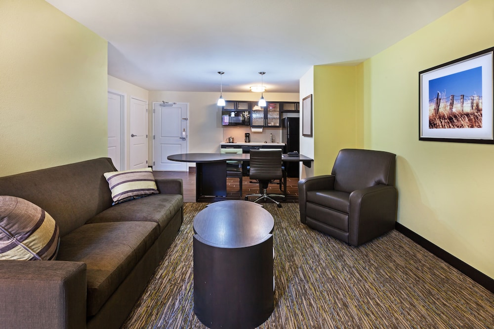 Suite, 1 Bedroom, Accessible (1 King, Comm) photo 1