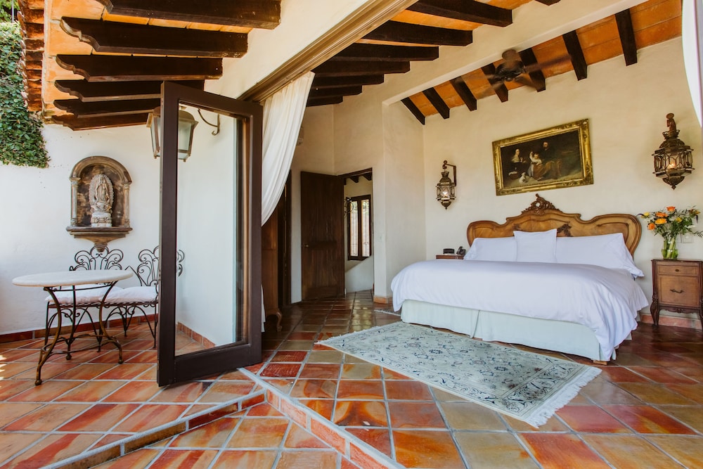 Signature Suite Angel's View, 1 King Bed, Terrace, Ocean View photo 2
