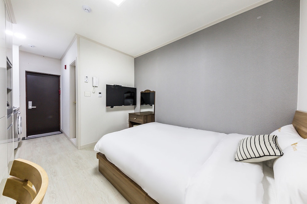 Deluxe Room, Non Smoking - Photo 1