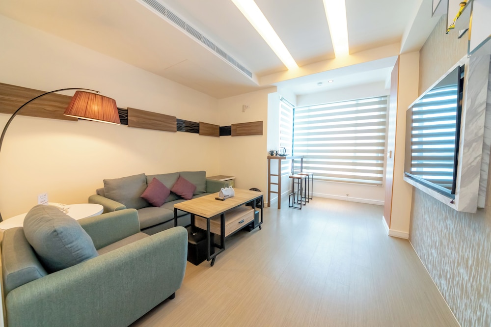 Deluxe Suite, 2 Bedrooms, Balcony photo 1