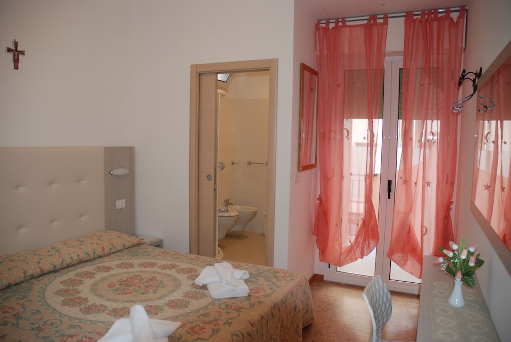 Double Room, Balcony photo 1