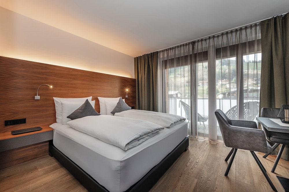 Comfort Double Room, Balcony
